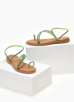 Σανδάλια δερμάτινα με Strass λουράκια Estil - Πράσινο 10 Σανδάλια δερμάτινα με Strass λουράκια Estil - Πράσινο -The Fashion Project κατάστημα dermatina estil sandalia me strass lourakia 104694 wr5b