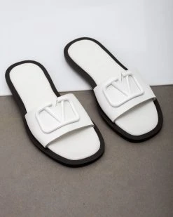 Σανδάλια δερμάτινα με αγκράφα Iris - Λευκό