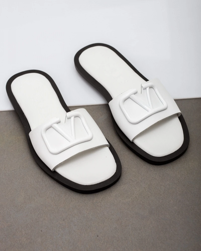 Σανδάλια δερμάτινα με αγκράφα Iris - Λευκό 3 Σανδάλια δερμάτινα με αγκράφα Iris - Λευκό