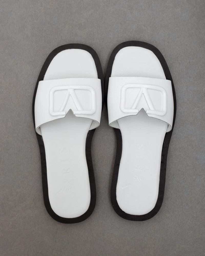 Σανδάλια δερμάτινα με αγκράφα Iris - Λευκό 6 Σανδάλια δερμάτινα με αγκράφα Iris - Λευκό - Image 4