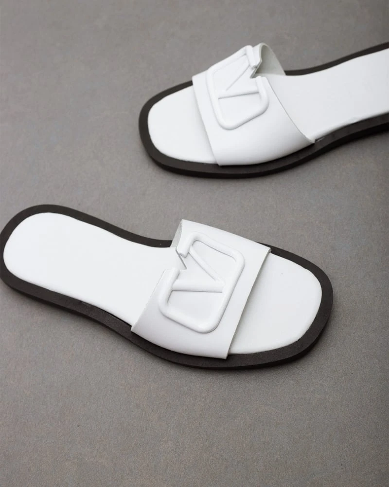 Σανδάλια δερμάτινα με αγκράφα Iris - Λευκό 4 Σανδάλια δερμάτινα με αγκράφα Iris - Λευκό - Image 2