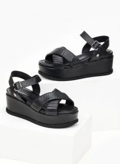 Πλατφόρμες δερμάτινες Carmela 68551 - Μαύρο -The Fashion Project κατάστημα dermatina pedila platformes 68551 100527 jkla