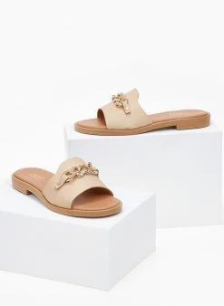 Σανδάλια δερμάτινα με αλυσίδα Estil - Μπεζ -The Fashion Project κατάστημα dermatina sandalia estil me alusida 100801 e5f6