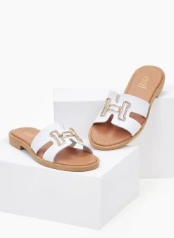Σανδάλια δερμάτινα με αγκράφα Estil - Λευκό -The Fashion Project κατάστημα dermatina sandalia estil me anoigmata 100783 unry