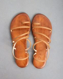 Σανδάλια δερμάτινα με λεπτά λουράκια Iris - Ταμπά -The Fashion Project κατάστημα dermatina sandalia me lepta lourakia 93397 ppgw