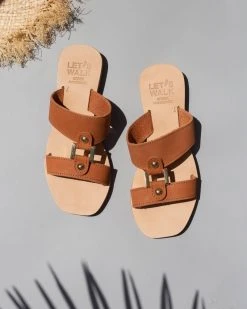 The Fashion Project Σανδάλια δερμάτινα με τετράγωνη αγκράφα - Ταμπά -The Fashion Project κατάστημα dermatina sandalia me tetragwni agkrafa 80150 tzi5