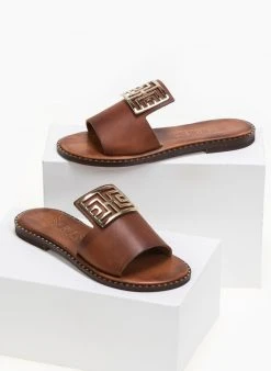 Σανδάλια δερμάτινα με τετράγωνη αγκράφα Iris - Καφέ