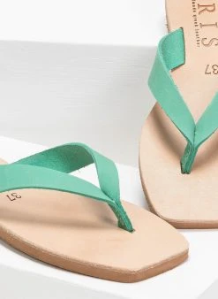 Σανδάλια δερμάτινα με διχάλα Iris - Μέντα -The Fashion Project κατάστημα dermatines kare sagionares 90936 hecs