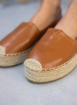 The Fashion Project Εσπαντρίγιες δερματίνη με σχοίνινη σόλα - Ταμπά -The Fashion Project κατάστημα espantrigies dermatini me sxoinini sola 110524 3suj