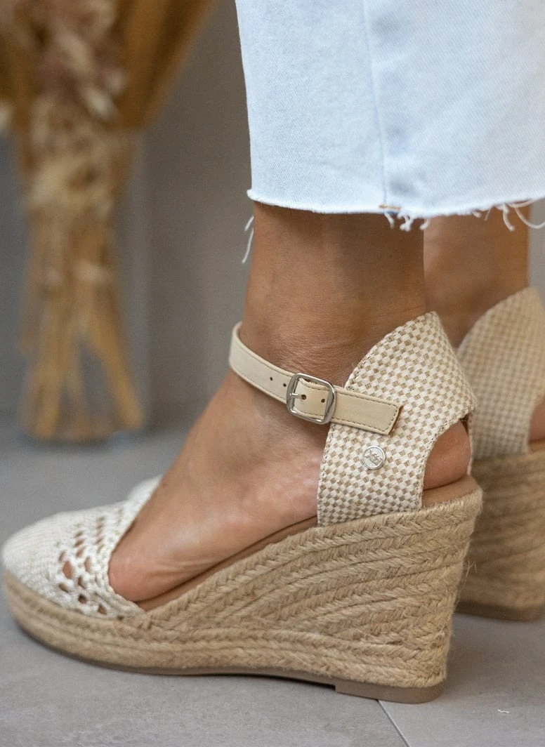 Xti Footwear Εσπαντρίγιες Platform με πλεκτό σχέδιο Xti 140959 - Μπεζ 6 Xti Footwear Εσπαντρίγιες Platform με πλεκτό σχέδιο Xti 140959 - Μπεζ - Image 4