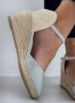 Xti Footwear Εσπαντρίγιες Platform με στρας Xti 141324 - Ασημί 15 Xti Footwear Εσπαντρίγιες Platform με στρας Xti 141324 - Ασημί -The Fashion Project κατάστημα espantrigies platform me stras xti 141324 110196 jpx6