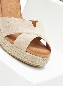 The Fashion Project Εσπαντρίγιες Platform Suede με χιαστί φάσα - Μπεζ 9 The Fashion Project Εσπαντρίγιες Platform Suede με χιαστί φάσα - Μπεζ -The Fashion Project κατάστημα espantrigies platform suede me xiasti fasa 110735 vzfv