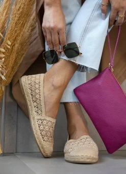 The Fashion Project Εσπαντρίγιες πλεκτές με σχέδιο λουλούδια - Μπεζ -The Fashion Project κατάστημα espantrigies plektes me sxedio louloudia 110532 3ciz