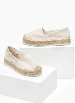 The Fashion Project Εσπαντρίγιες Suede με εξωτερική ραφή - Μπεζ 14 The Fashion Project Εσπαντρίγιες Suede με εξωτερική ραφή - Μπεζ -The Fashion Project κατάστημα espantrigies suede me ekswteriki rafi 111037 egs3