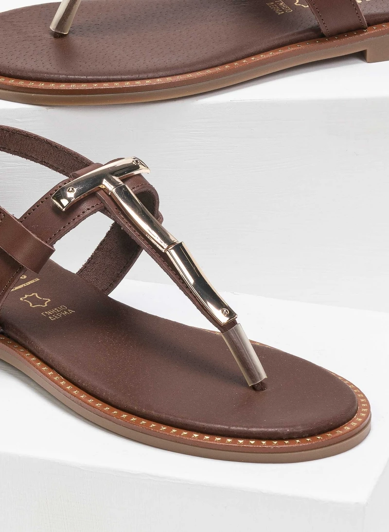 Σανδάλια δερμάτινα με μεταλλική λεπτομέρεια Estil - Καφέ 5 Σανδάλια δερμάτινα με μεταλλική λεπτομέρεια Estil - Καφέ - Image 3