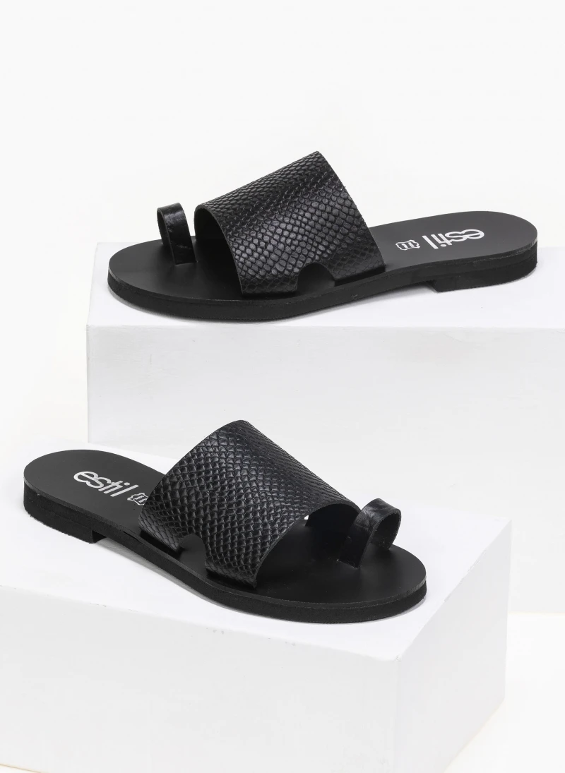 Σανδάλια δερμάτινα με ανάγλυφο Pattern Estil - Μαύρο 3 Σανδάλια δερμάτινα με ανάγλυφο Pattern Estil - Μαύρο