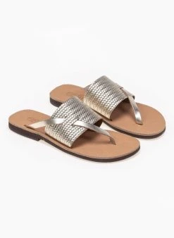 Σανδάλια δερμάτινα με ανάγλυφο Pattern Estil - Χρυσό