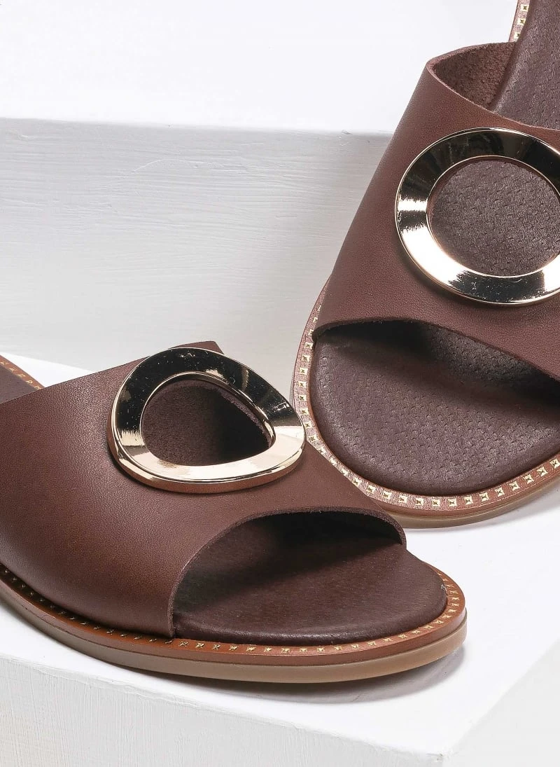 Σανδάλια δερμάτινα με στρογγυλή αγκράφα Estil - Καφέ 5 Σανδάλια δερμάτινα με στρογγυλή αγκράφα Estil - Καφέ - Image 3