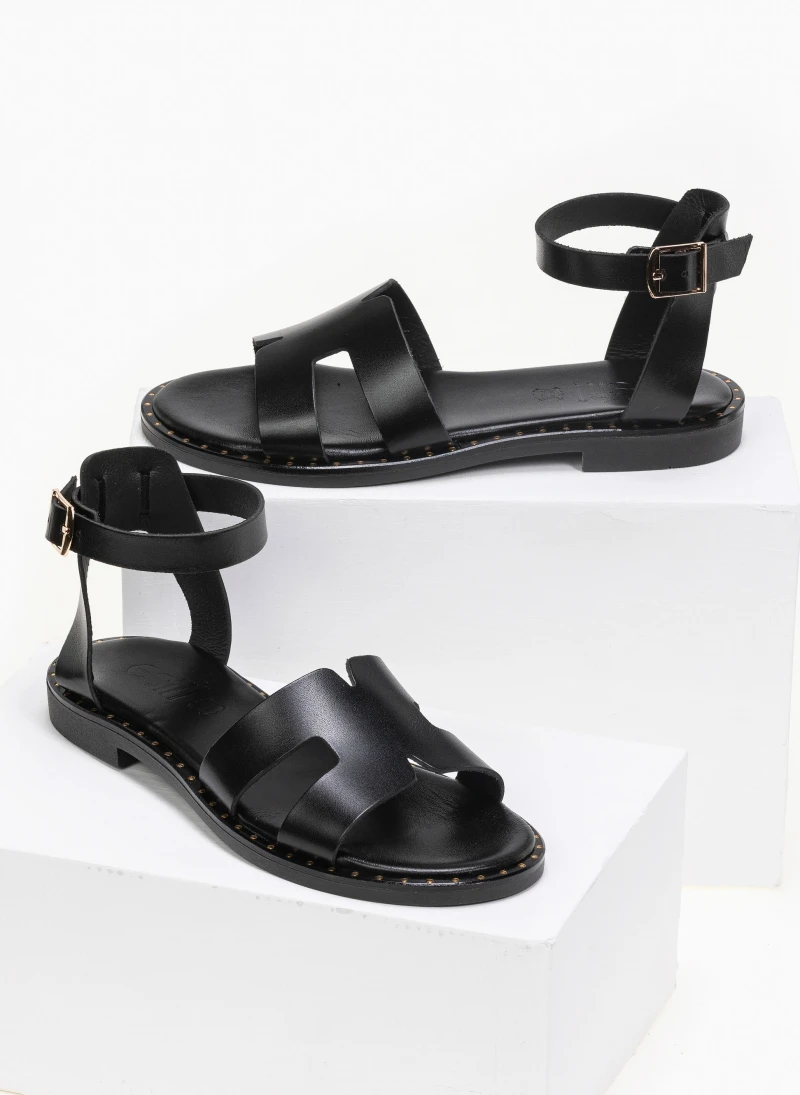 Σανδάλια δερμάτινα με ανοίγματα Estil - Μαύρο 4 Σανδάλια δερμάτινα με ανοίγματα Estil - Μαύρο - Image 2