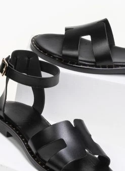 Σανδάλια δερμάτινα με ανοίγματα Estil - Μαύρο 8 Σανδάλια δερμάτινα με ανοίγματα Estil - Μαύρο -The Fashion Project κατάστημα estil dermatina sandalia me anoigmata sti fasa 91240 rf97