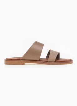 Σανδάλια δερμάτινα με ασύμμετρες φάσες Estil - Μπεζ 9 Σανδάλια δερμάτινα με ασύμμετρες φάσες Estil - Μπεζ -The Fashion Project κατάστημα estil dermatina sandalia me asummetres fases 91879 gfxd