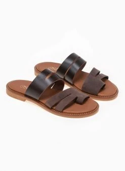 Σανδάλια δερμάτινα ανοίγματα στη φάσα Estil - Καφέ -The Fashion Project κατάστημα estil dermatina sandalia me duo fases kai anoigmat 91897 slay