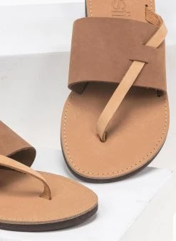 Σανδάλια δερμάτινα με φάσα και λουράκι Estil - Κάμελ 10 Σανδάλια δερμάτινα με φάσα και λουράκι Estil - Κάμελ -The Fashion Project κατάστημα estil dermatina sandalia me fasa kai louraki 91767 4trk