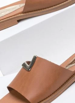 Σανδάλια δερμάτινα με μέταλλο Estil - Caramel -The Fashion Project κατάστημα estil dermatina sandalia me metallo 89964 6r86