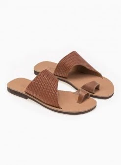 Σανδάλια δερμάτινα με Pattern ψάθα Estil - Ταμπά 8 Σανδάλια δερμάτινα με Pattern ψάθα Estil - Ταμπά -The Fashion Project κατάστημα estil dermatina sandalia me pattern psatha 91759 nmig