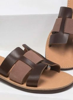 Σανδάλια δερμάτινα με περαστή φάσα Estil - Καφέ