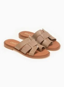 Σανδάλια δερμάτινα με περαστή φάσα Estil - Μπεζ -The Fashion Project κατάστημα estil dermatina sandalia me perasti fasa kai anoig 92339 3gdw