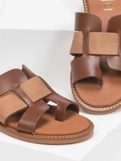 Σανδάλια δερμάτινα με περαστή φάσα Estil - Ταμπά -The Fashion Project κατάστημα estil dermatina sandalia me perasti fasa kai anoig 92340 974k