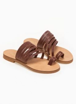 Σανδάλια δερμάτινα με πολλά λουράκια Estil - Καφέ