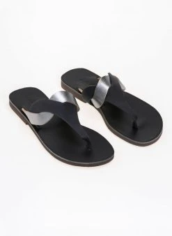 Σανδάλια δερμάτινα με διχρωμία Estil - Μαύρο -The Fashion Project κατάστημα estil dixrwmes dermatines sagionares 77226 t7vc