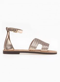 Σανδάλια Ankle Strap με ανάγλυφο σχέδιο Estil - Χαλκός 13 Σανδάλια Ankle Strap με ανάγλυφο σχέδιο Estil - Χαλκός -The Fashion Project κατάστημα estil isia pedila me mpareta 92099 t2gj