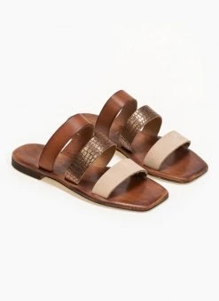 Σανδάλια δερμάτινα με φάσα κροκό Iris - Μπρονζέ 8 Σανδάλια δερμάτινα με φάσα κροκό Iris - Μπρονζέ -The Fashion Project κατάστημα kare dermatina sandalia me fasa kroko 91010 n6vv