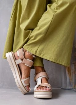 Σανδάλια δερμάτινα Sporty Carmela 68543 - Πάγου -The Fashion Project κατάστημα pedila dermatina me velcro carmela 68543 104895 4z91