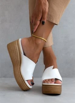 Πλατφόρμες δερμάτινες Estil - Λευκό -The Fashion Project κατάστημα platformes dermatines estil me idiaitero kopsimo s 101181 b9bg