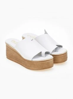 Πλατφόρμες δερμάτινες Estil - Λευκό -The Fashion Project κατάστημα platformes dermatines estil me idiaitero kopsimo s 101181 etvk