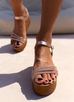 Πλατφόρμες δερμάτινες με Strass Estil - Χαλκός 13 Πλατφόρμες δερμάτινες με Strass Estil - Χαλκός -The Fashion Project κατάστημα platformes dermatines estil me strass 105026 9byx