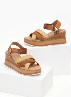 Πλατφόρμες δερμάτινες με χιαστί λουράκια Carmela 68471 - Κάμελ 14 Πλατφόρμες δερμάτινες με χιαστί λουράκια Carmela 68471 - Κάμελ -The Fashion Project κατάστημα platformes dermatines me xiasti lourakia carmela 6 104897 llif