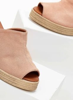 Πλατφόρμες με φαρδιά φάσα Estil - Κοραλί -The Fashion Project κατάστημα platformes kastorines estil me fardia fasa 103558 dv5d