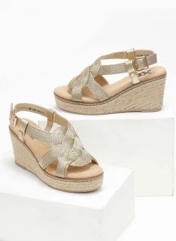 Xti Footwear Πλατφόρμες με πλεκτό σχέδιο - Χρυσό 8 Xti Footwear Πλατφόρμες με πλεκτό σχέδιο - Χρυσό -The Fashion Project κατάστημα platformes me plekto sxedio 111525 uy29