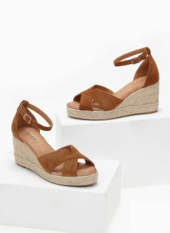 The Fashion Project Πλατφόρμες Suede με μπαρέτα - Ταμπά 8 The Fashion Project Πλατφόρμες Suede με μπαρέτα - Ταμπά -The Fashion Project κατάστημα platformes suede me mpareta 103589 y0kr