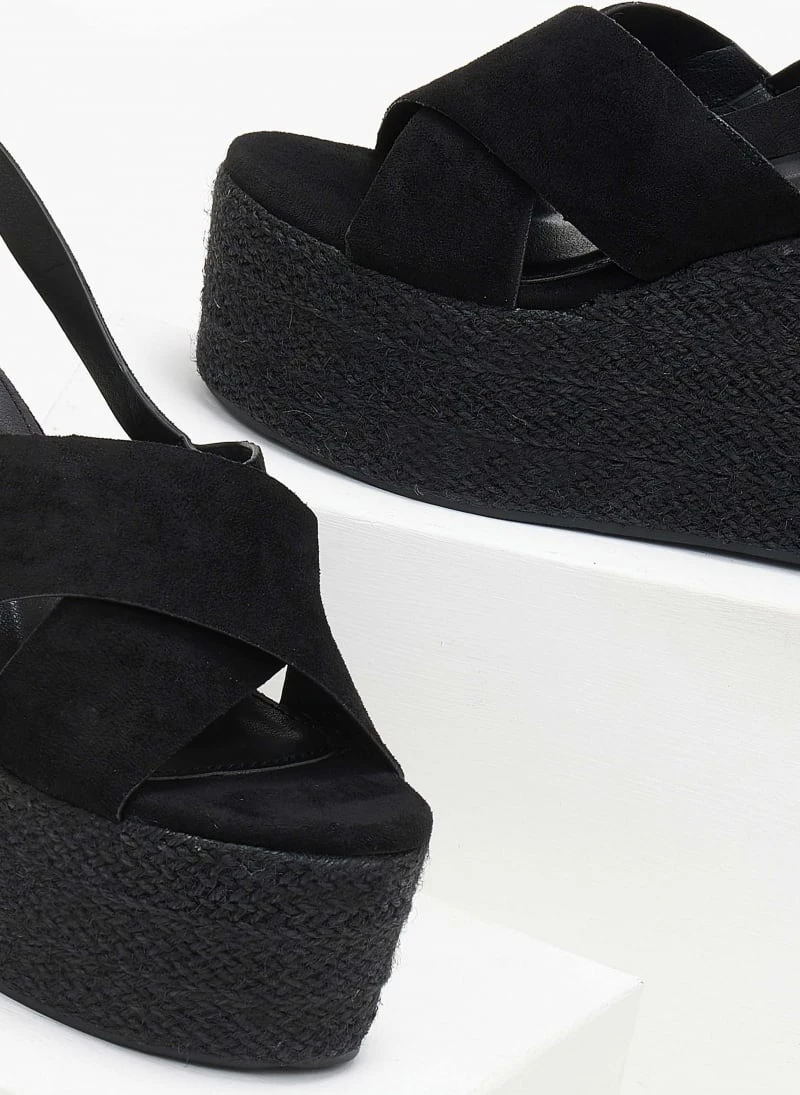 The Fashion Project Πλατφόρμες Suede με σχοινί στη σόλα - Μαύρο 5 The Fashion Project Πλατφόρμες Suede με σχοινί στη σόλα - Μαύρο - Image 3