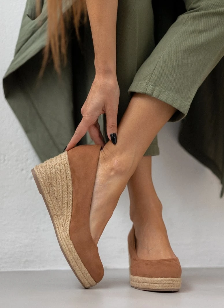 Xti Footwear Πλατφόρμες Suede με σχοίνινη σόλα Xti 141389 - Κάμελ 6 Xti Footwear Πλατφόρμες Suede με σχοίνινη σόλα Xti 141389 - Κάμελ - Image 4