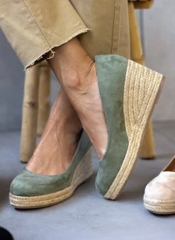 Xti Footwear Πλατφόρμες Suede με σχοίνινη σόλα Xti 141389 - Χακί