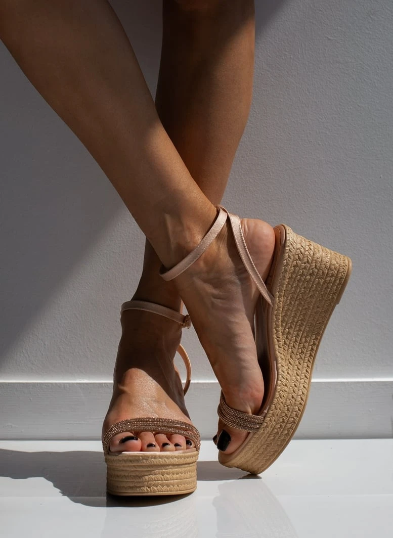 Πλατφόρμες με Strass λουράκια Tfp - Nude 9 Πλατφόρμες με Strass λουράκια Tfp - Nude - Image 7