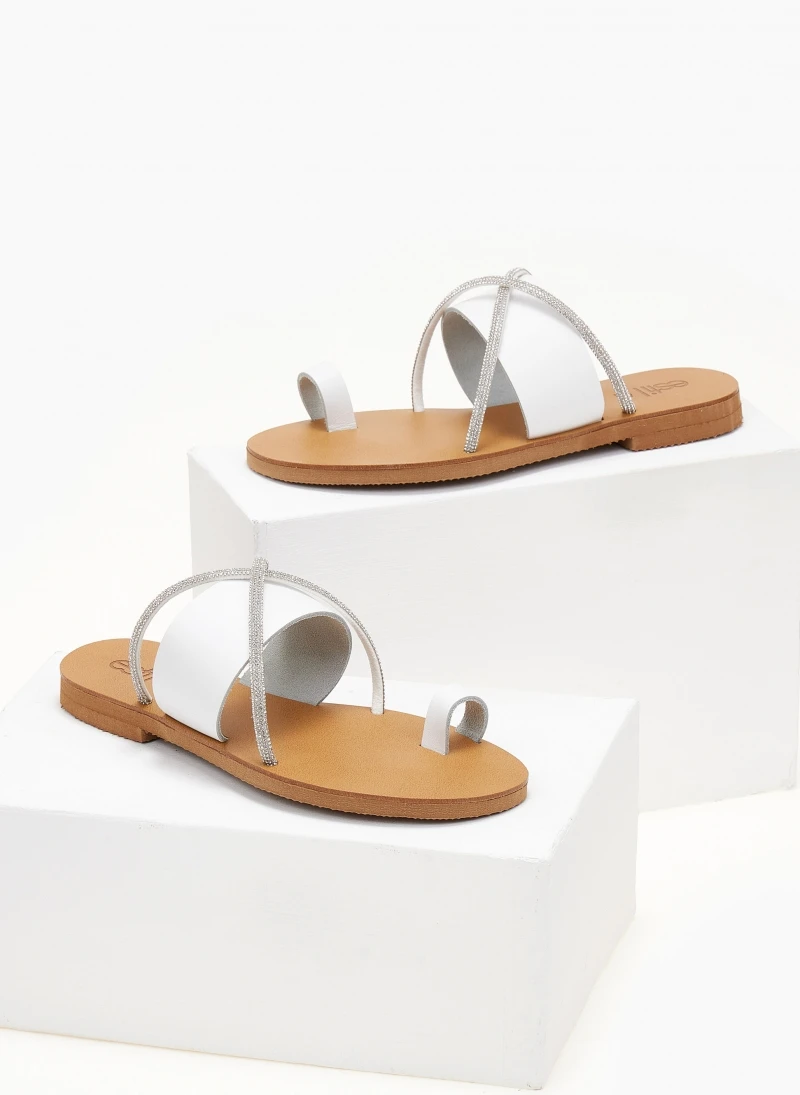 Σανδάλια δερμάτινα με στρας Estil - Λευκό 6 Σανδάλια δερμάτινα με στρας Estil - Λευκό - Image 4