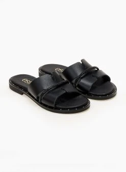 Σανδάλια δερμάτινα με ανοίγματα και στρας Estil - Μαύρο 10 Σανδάλια δερμάτινα με ανοίγματα και στρας Estil - Μαύρο -The Fashion Project κατάστημα sandalia dermatina estil me anoigmata kai strass 104534 ty0s